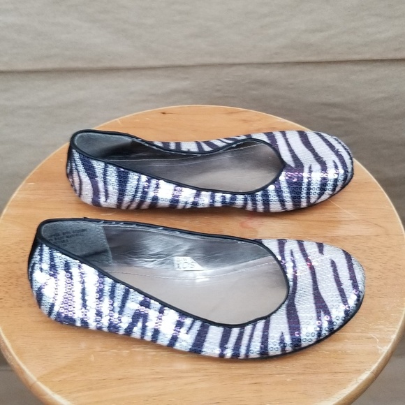 🦓Host Pick!🦓 Mossimo Ballet Flats SZ 5 - Picture 3 of 5